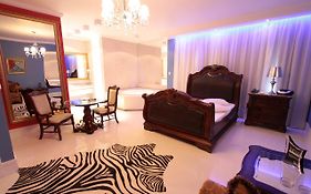 Miami Motel (Adults Only)